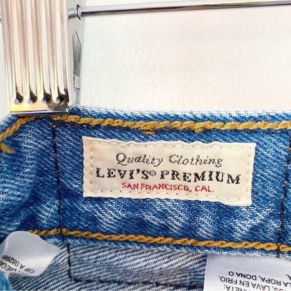 LEVI’S Wedgie Straight Jean In Oxnard Haze Medium Wash - Picture 12 of 14